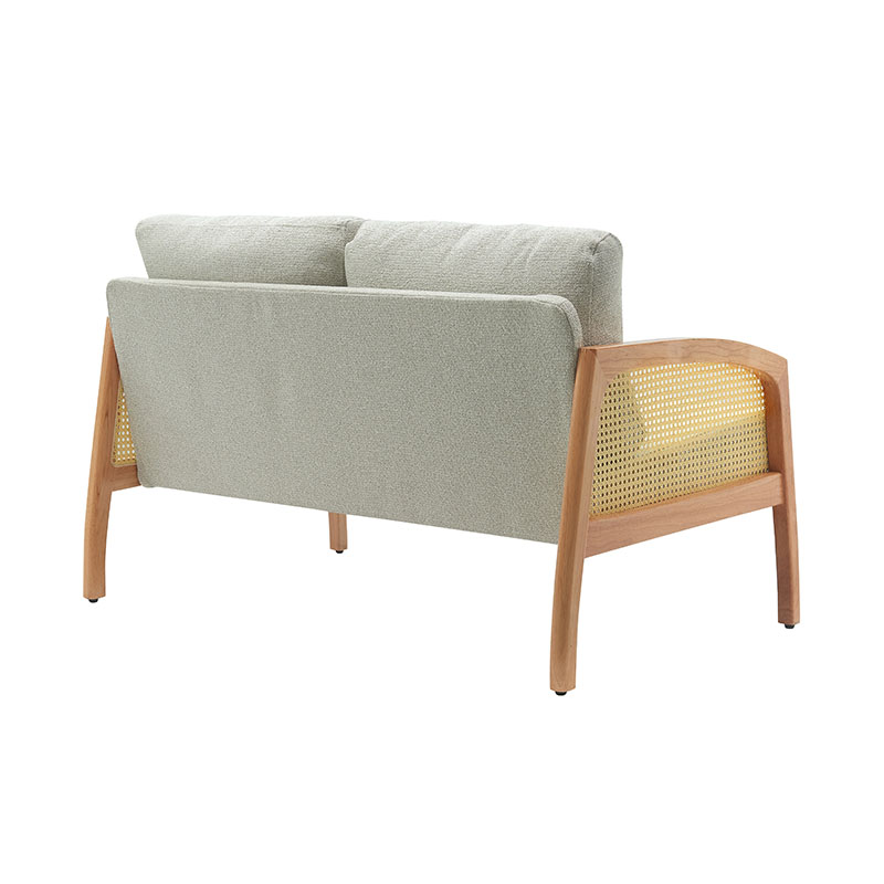 Sofa vải lanh có tay vịn bằng mây